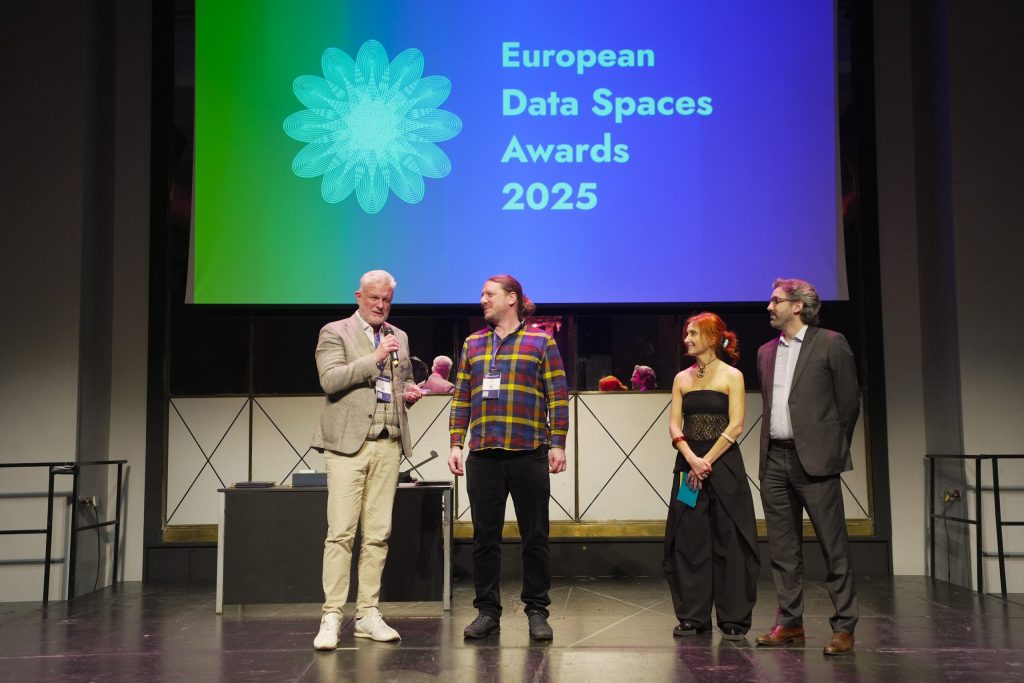 20250210Award sphinx