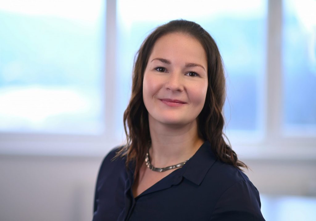 Foto von der Ansprechpartnerin Juliane Frenzel